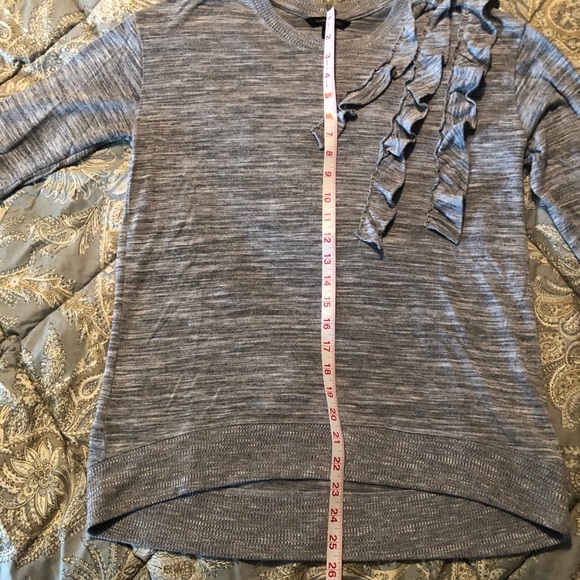 Banana Republic gray sweatshirt with ruffle detail - Picture 5 of 9